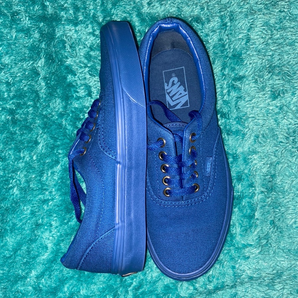 Authentic Mono Blue Vans